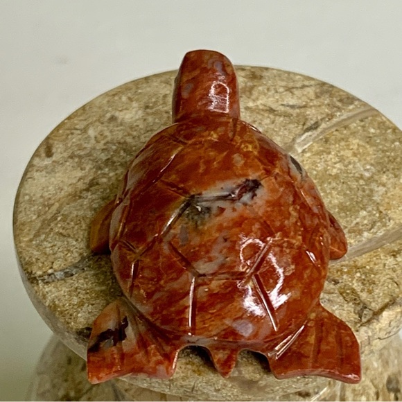 SEA TURTLE Soapstone Figurine MINI Carved Red Stone Crystal Animal Figure 1.5" - Picture 4 of 15